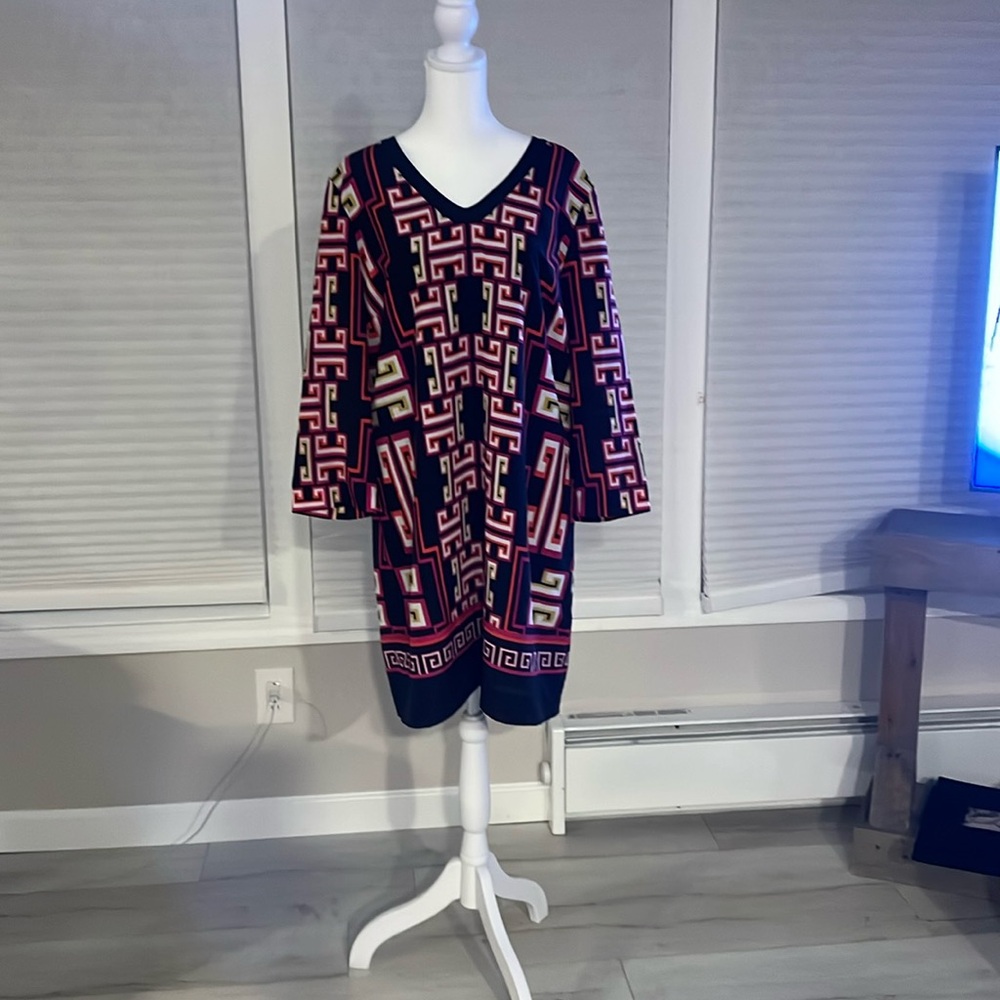 Crown and Ivy 3/4 sleeve dress